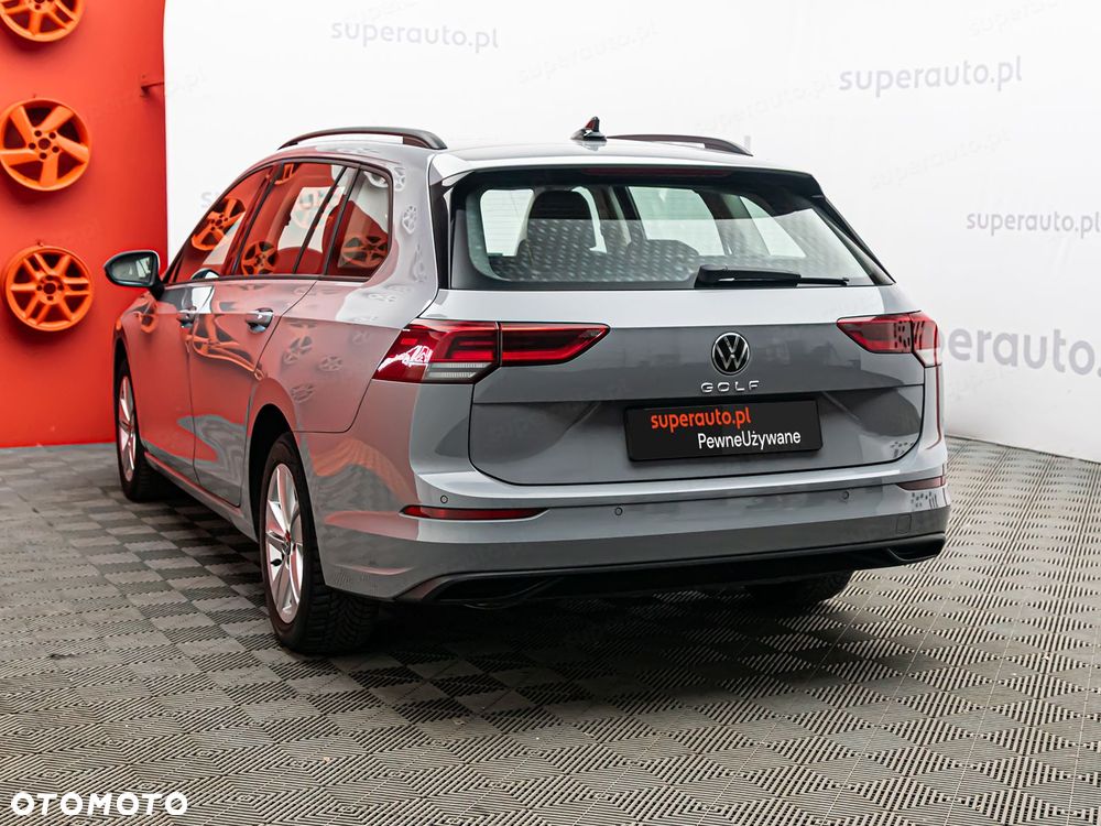 Volkswagen Golf - 26