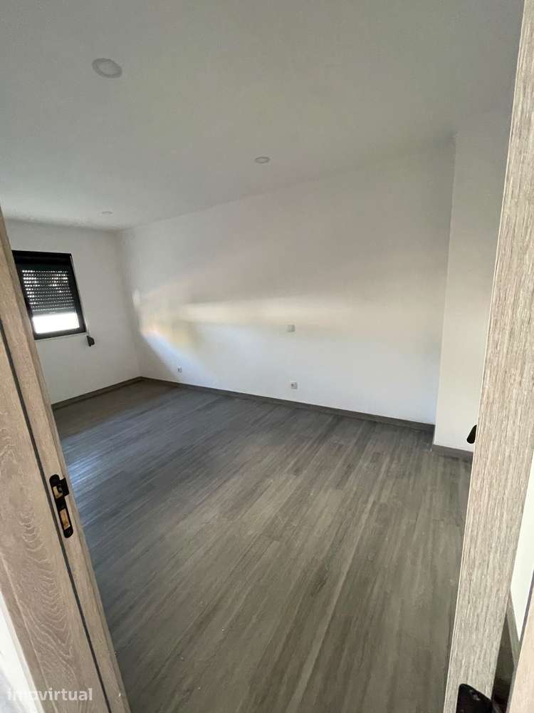 Moradia isolada nunca habitada (NOVA) - Grande imagem: 4/44