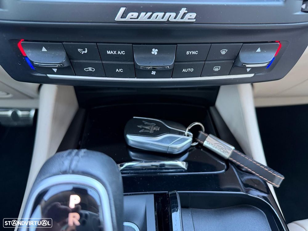 Maserati Levante 3.0 V6 Gransport - 27