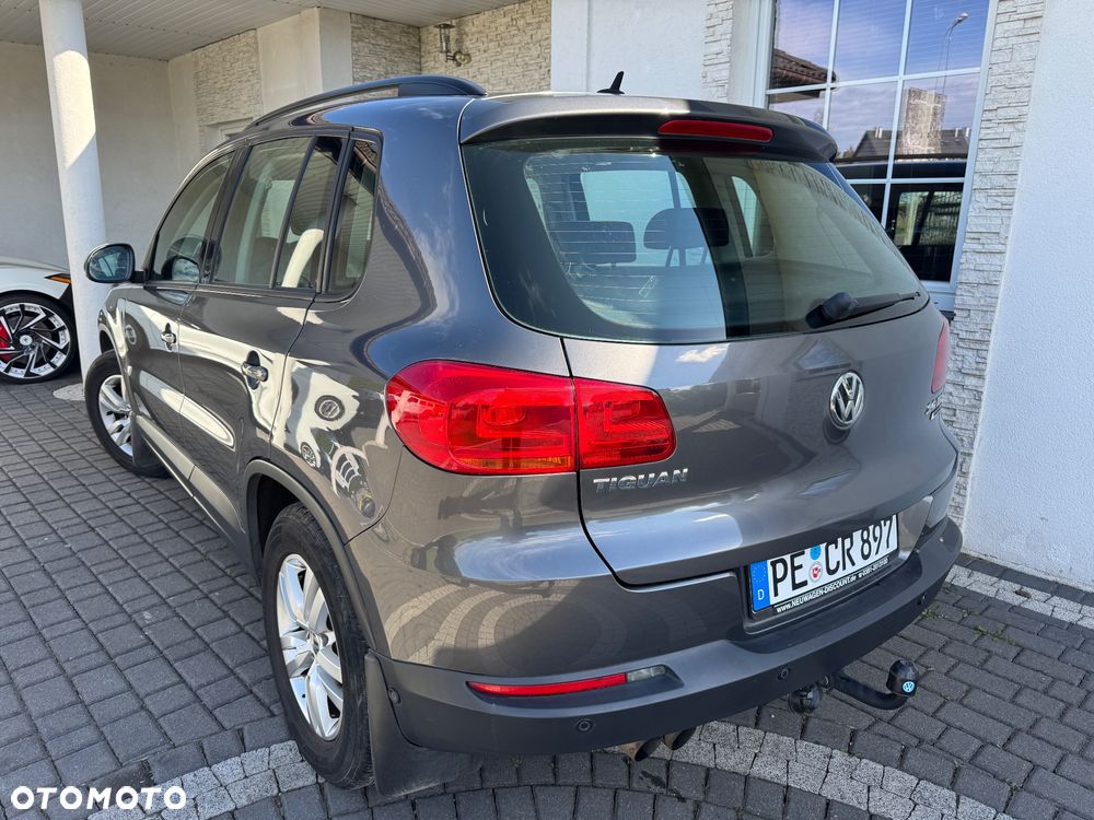 Volkswagen Tiguan 2.0 TDI DPF 4Motion Lounge Track & Style - 4