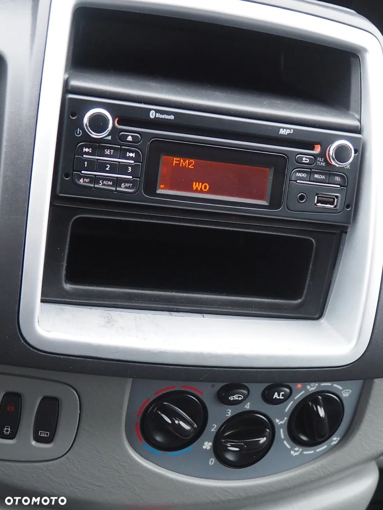 Opel Vivaro - 19