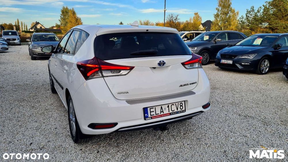 Toyota Auris - 32