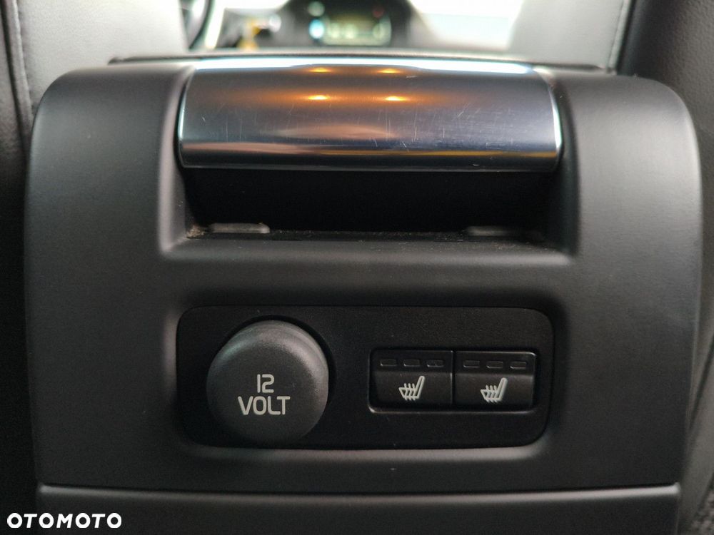 Volvo XC 70 - 16