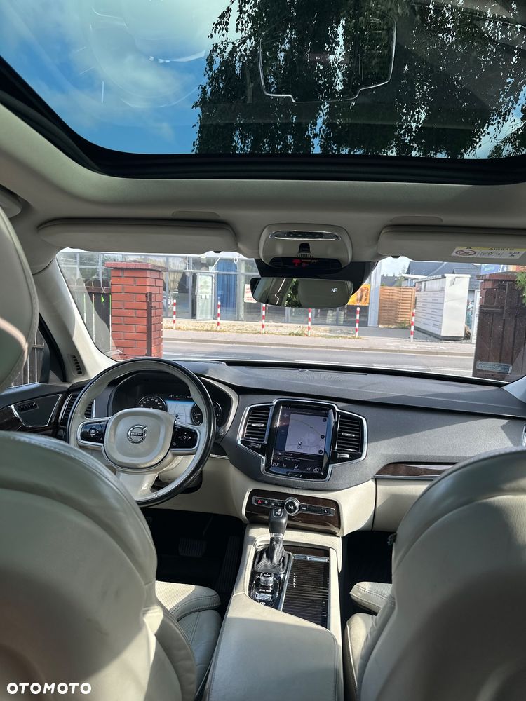 Volvo XC 90 D5 AWD R-Design - 9