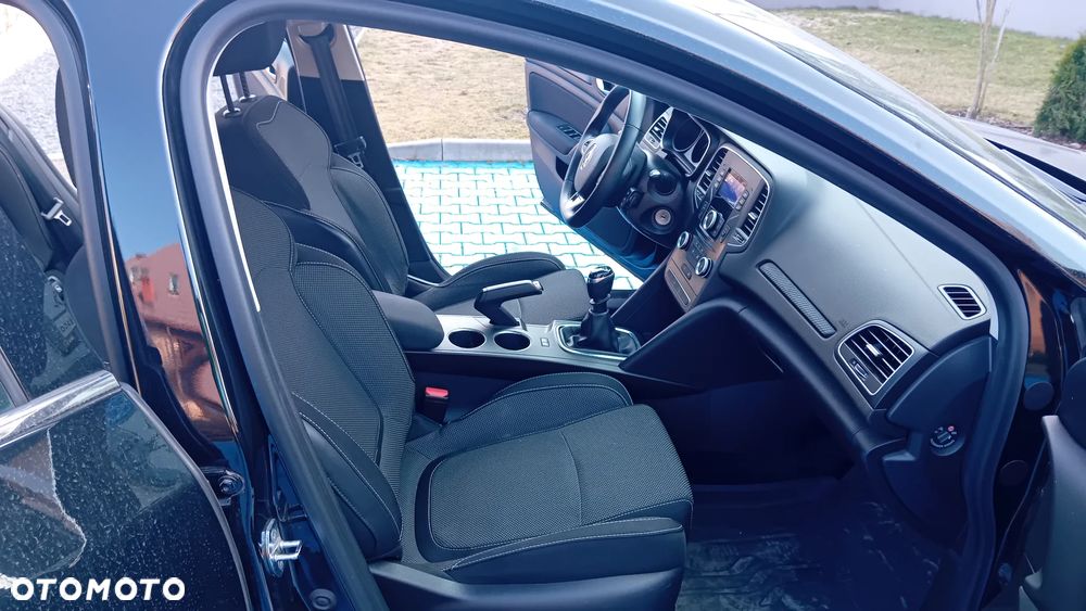 Renault Megane 1.3 TCe FAP Business - 25