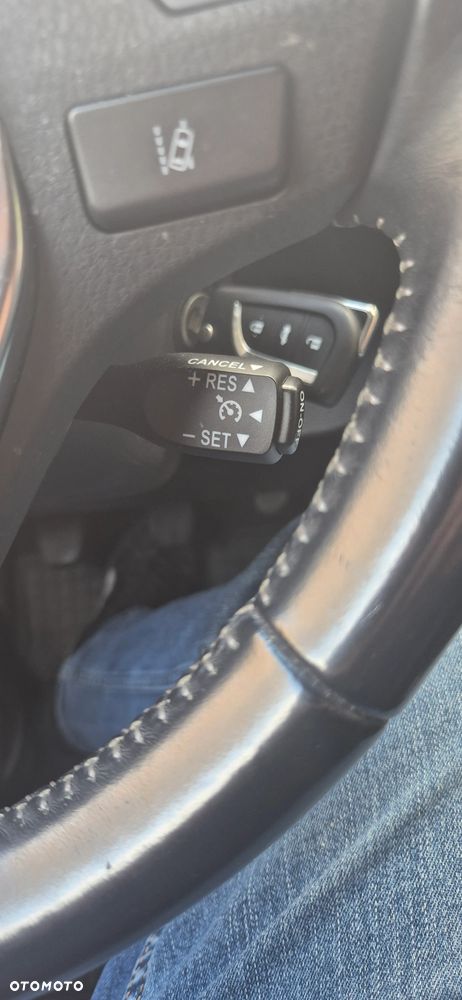 Toyota Auris 1.6 Premium - 13