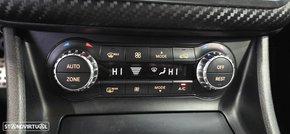 Mercedes-Benz A 180 CDI 7G-DCT AMG Line - 26