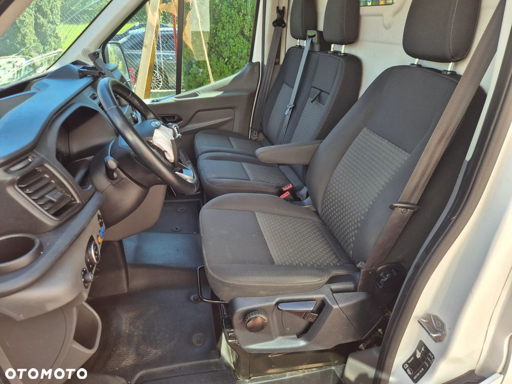 Ford Transit - 21