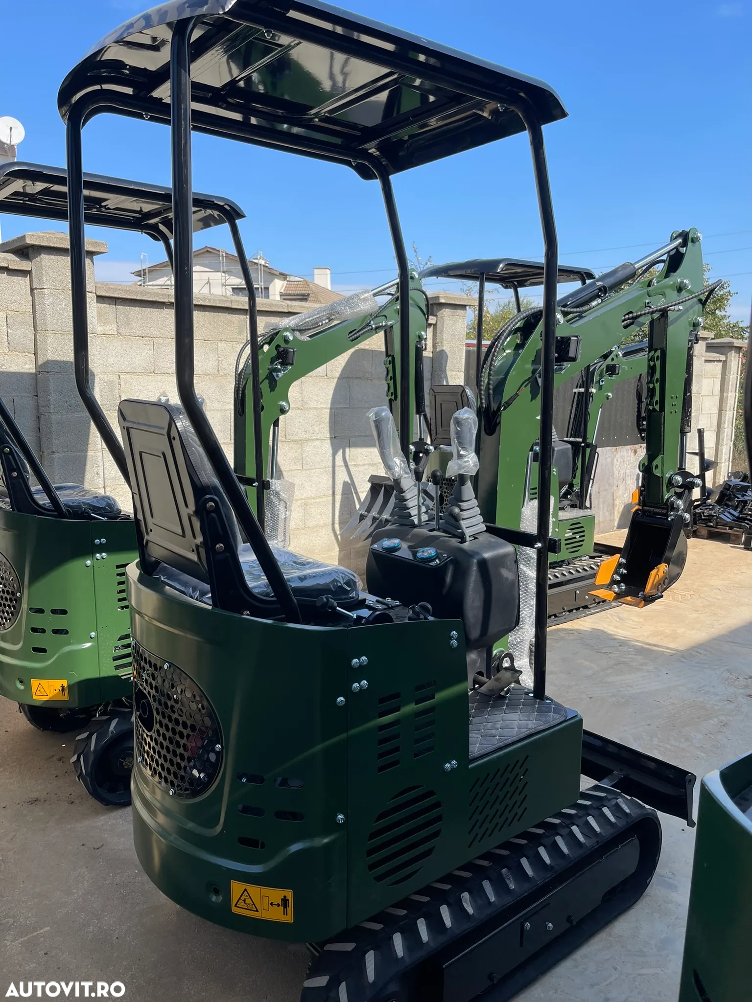 ABG Mini Excavator Muller E1.0 - 8