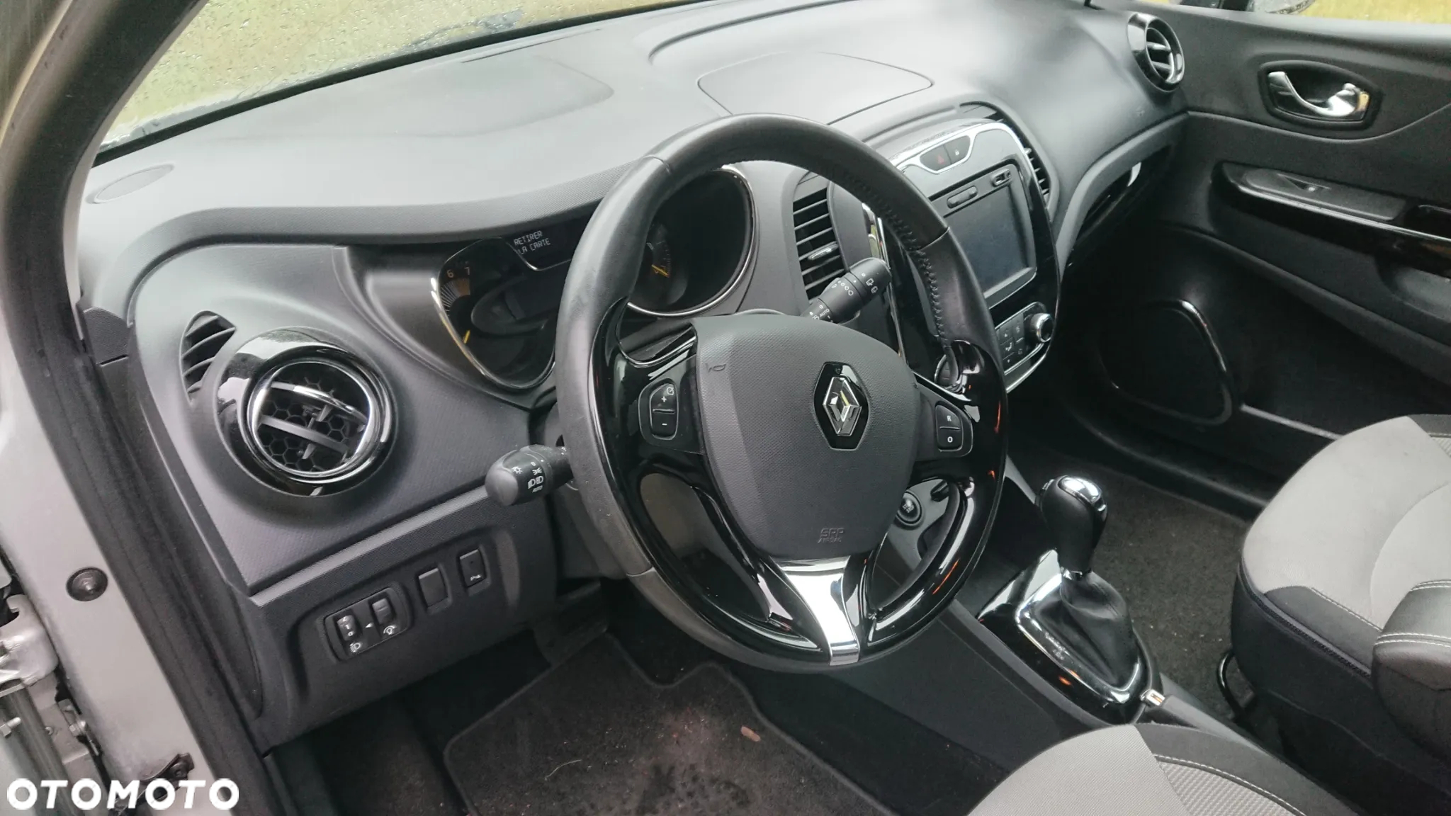 Renault Captur - 26