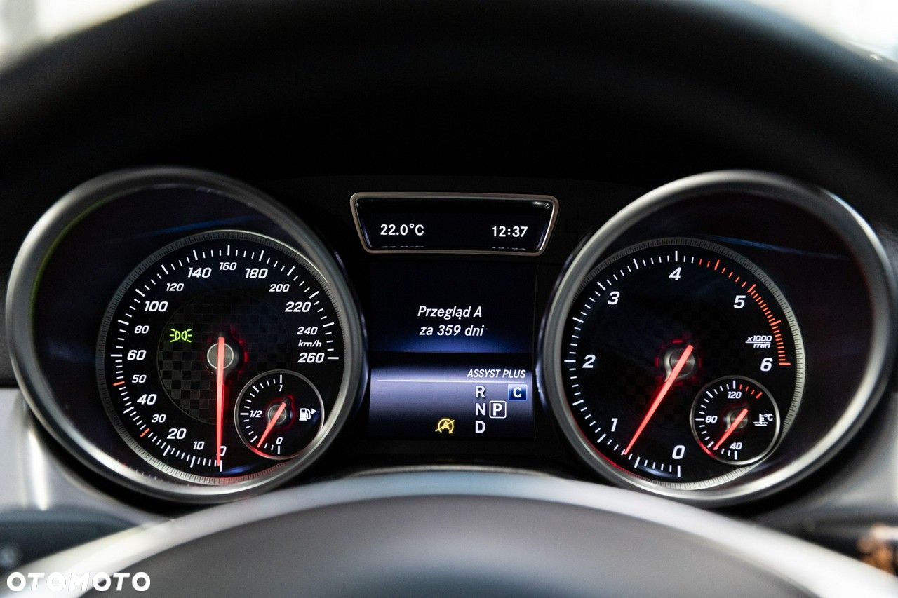 Mercedes-Benz GLE - 41