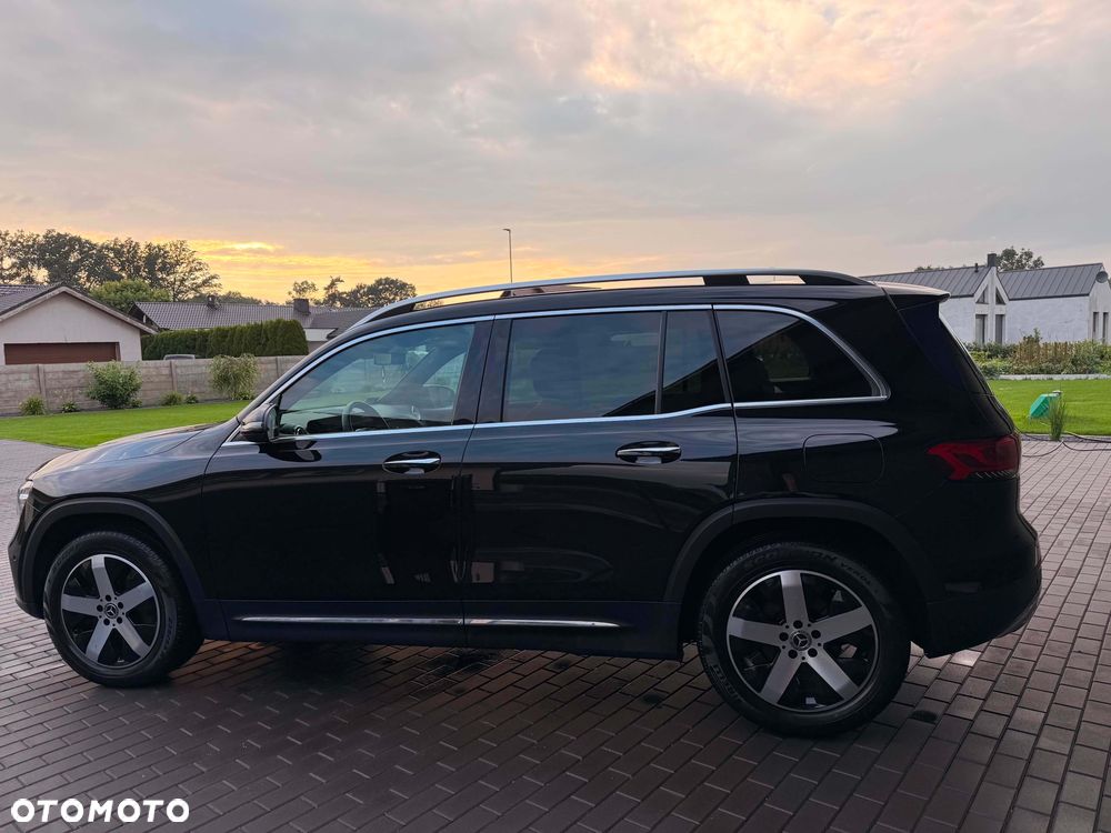 Mercedes-Benz GLB 200 d 8G-DCT - 4