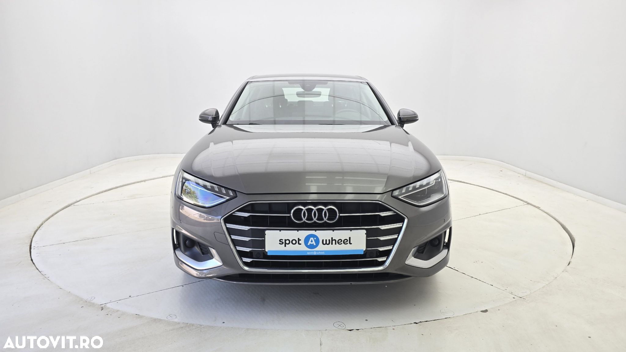 Audi A4 30 TDI S tronic MHEV Basic - 2