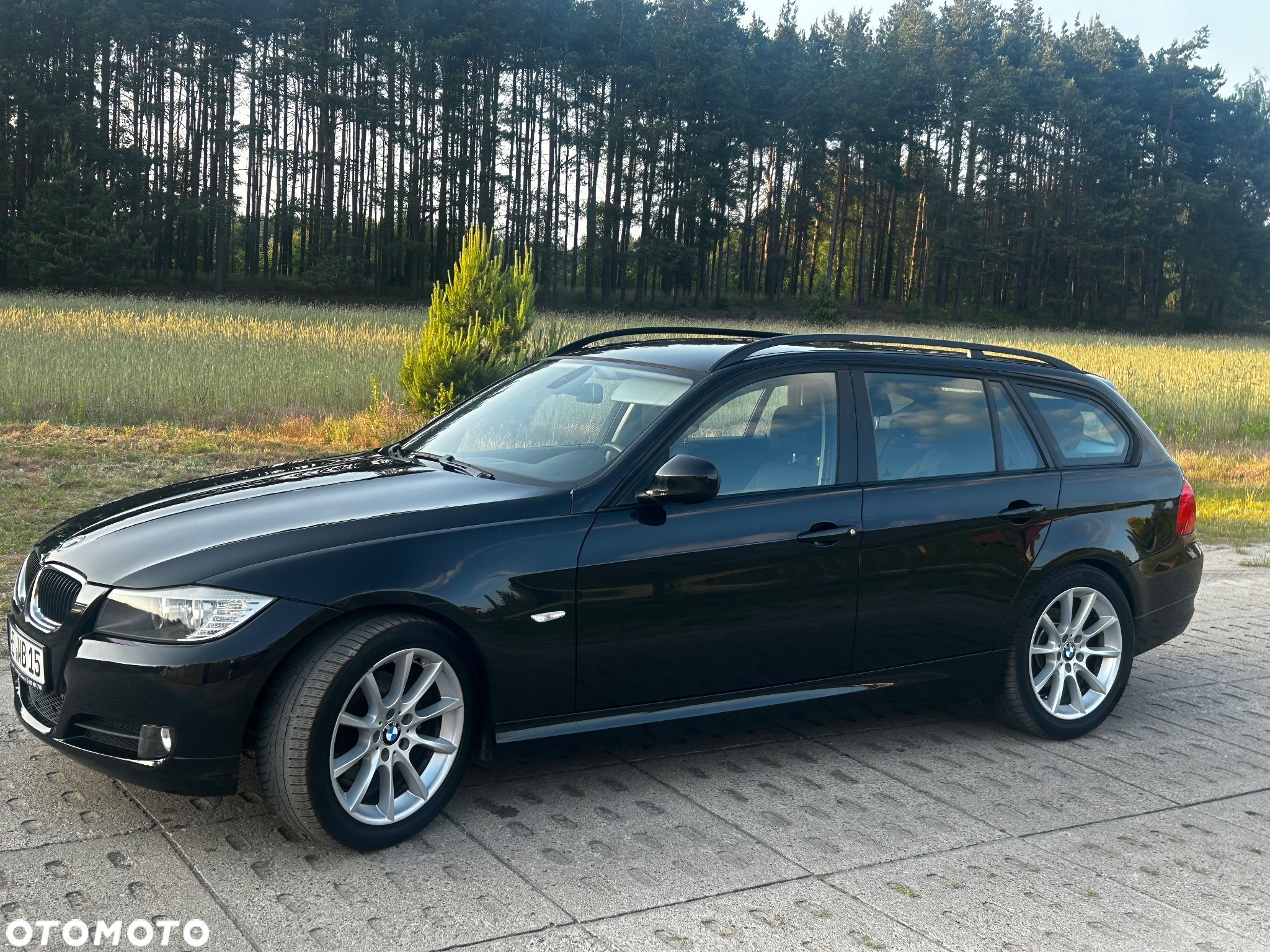 BMW Seria 3 318d Touring Luxury Line - 8