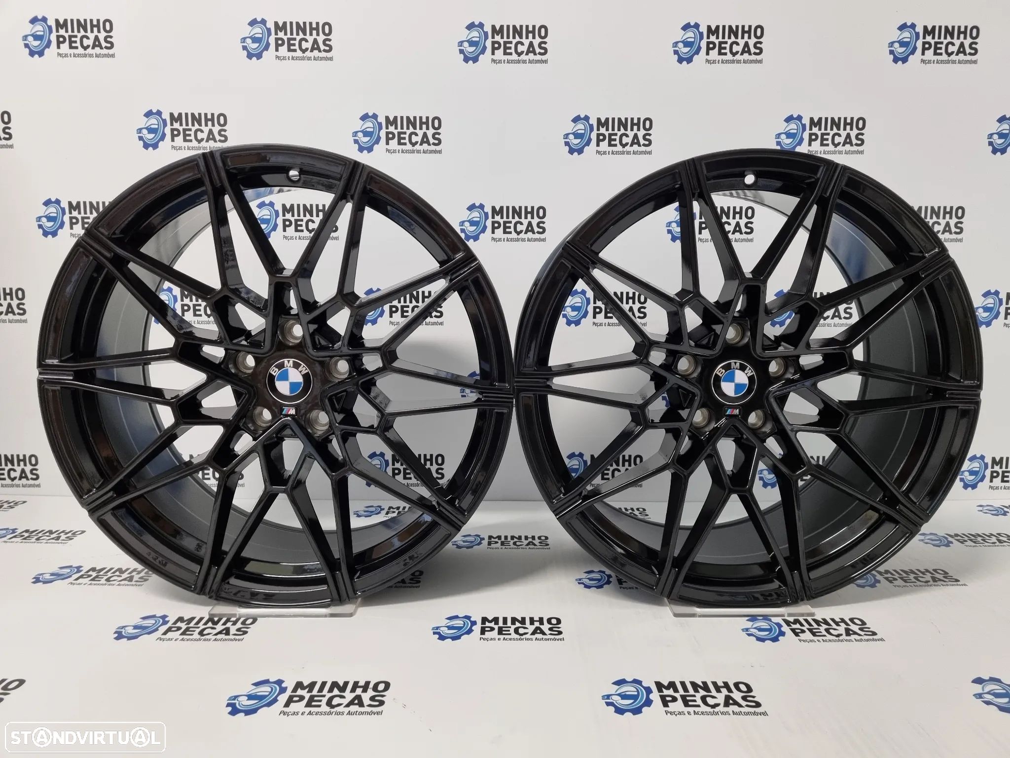 Jantes BMW 826M M4 Competition 2021 em 20 (5x120) Preto Brilho - 1