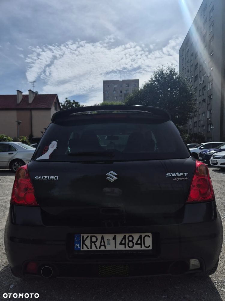 Suzuki Swift - 4