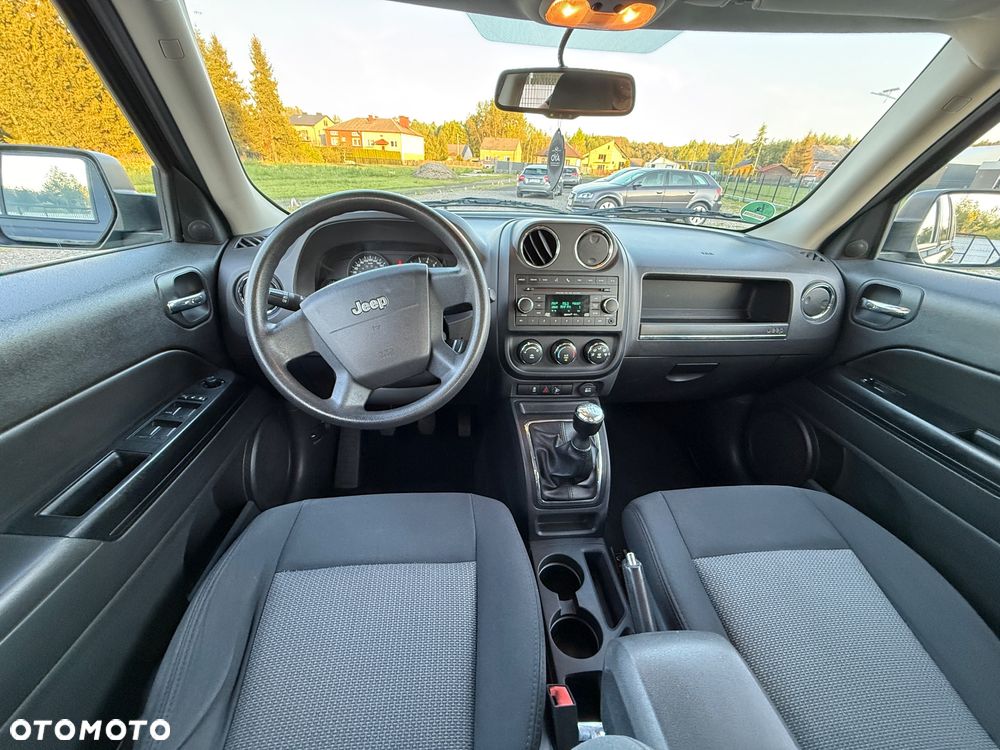 Jeep Patriot 2.4 Sport - 17