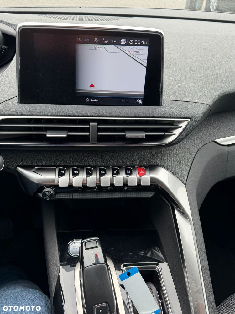 Peugeot 3008 1.6 PureTech GPF Active S&S EAT8 - 19