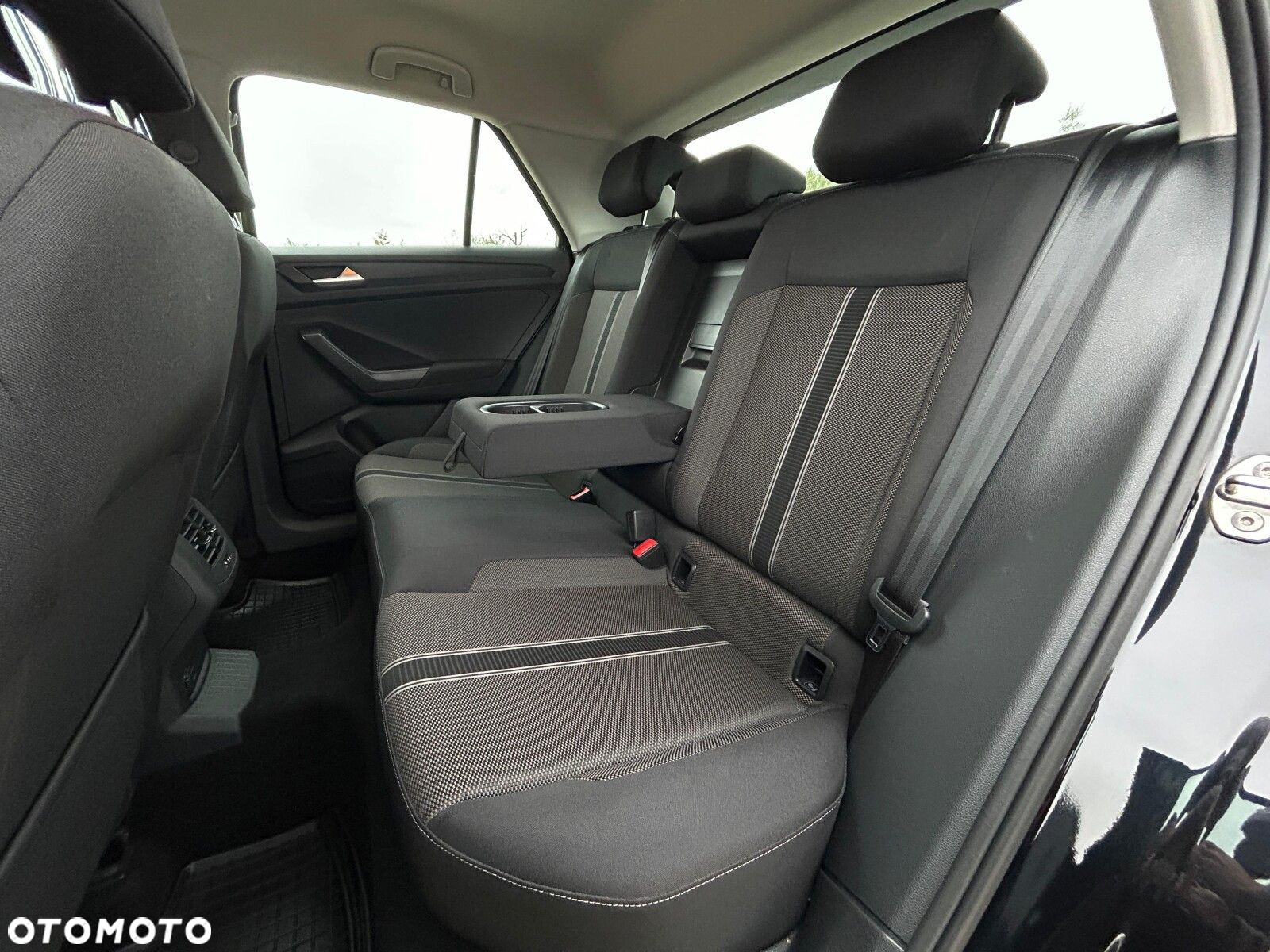 Volkswagen T-Roc 1.5 TSI ACT Advance - 18