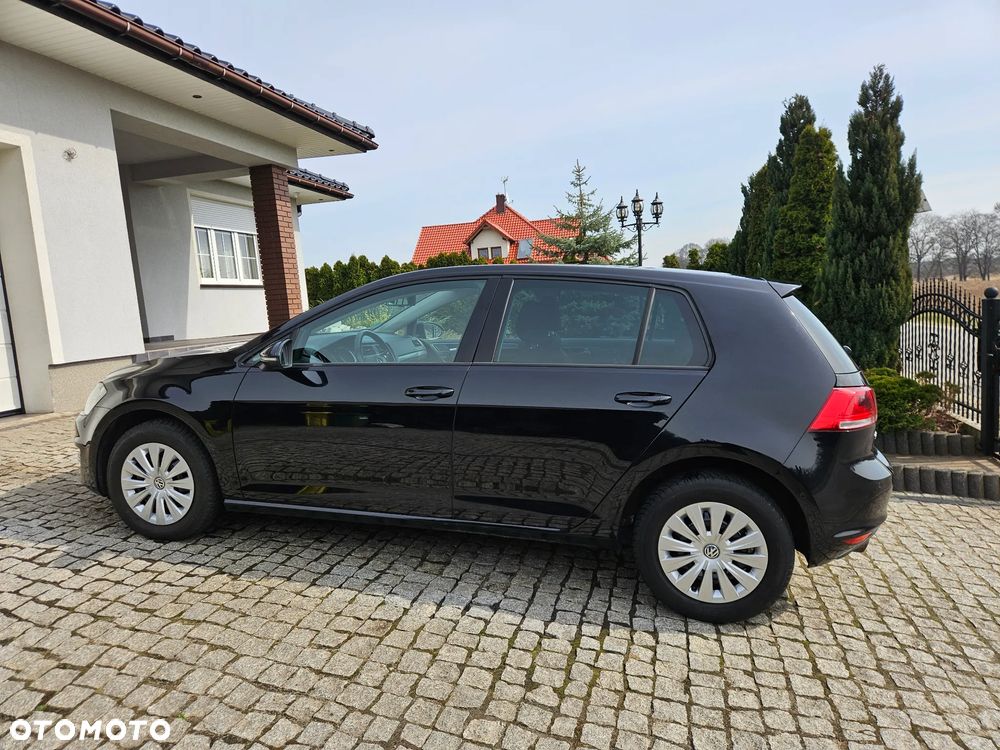 Volkswagen Golf 1.6 TDI BlueMotion Technology Comfortline - 20