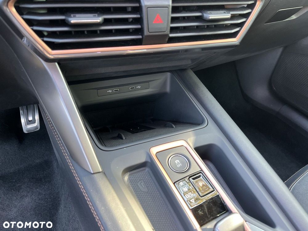 Cupra Formentor 1.5 e-Hybrid PHEV DSG - 32
