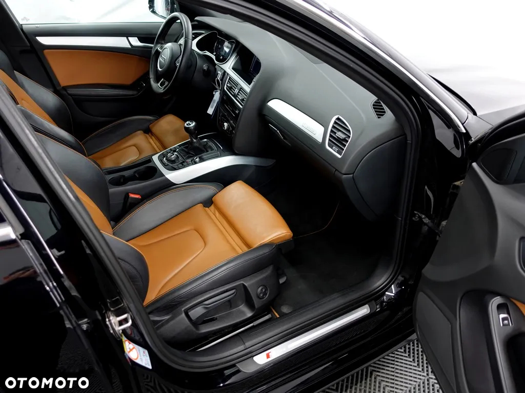 Audi A4 2.0 TDI DPF quattro S line Sportpaket - 11