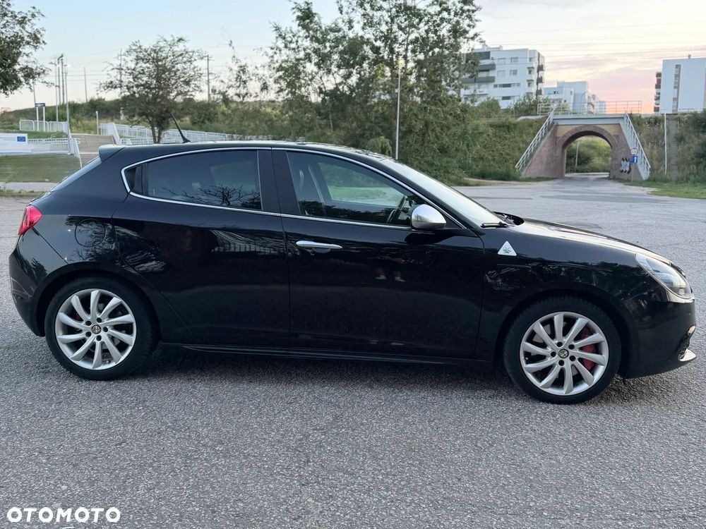 Alfa Romeo Giulietta 1.8 TBi 16V Quadrifoglio Verde - 14