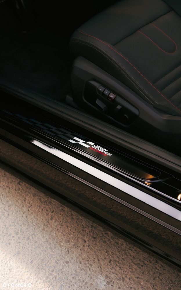 MINI John Cooper Works - 7