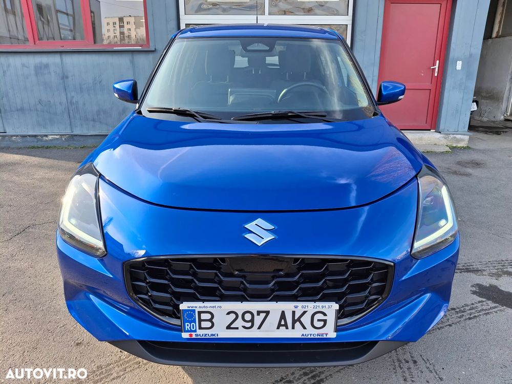 Suzuki Swift 1.2 Dualjet 12V 5MT AllGrip MHEV Spirit - 2