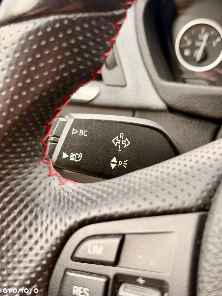 BMW Seria 3 316d Sport Line Shadow - 36