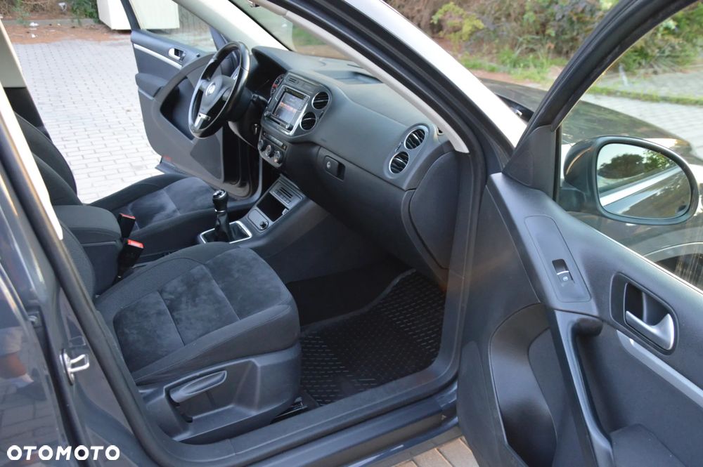 Volkswagen Tiguan 2.0 TDI SCR 4MOTION BlueMotion Technology Sport & Style - 11