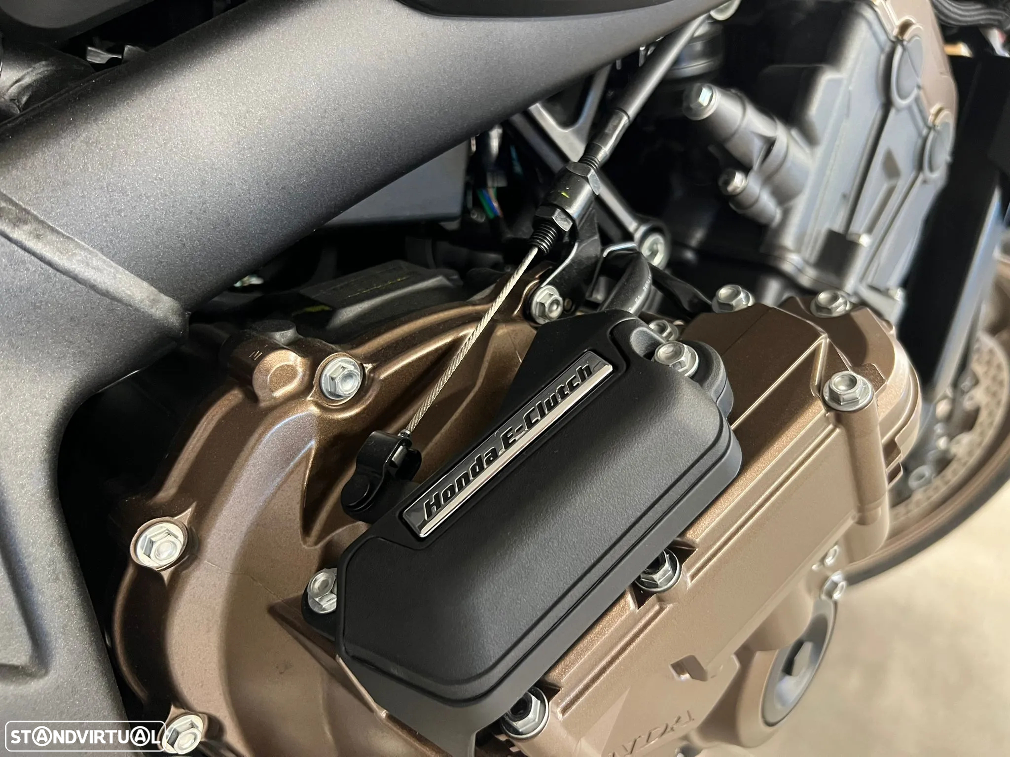 Honda CB 650R E-CLUTCH - 7