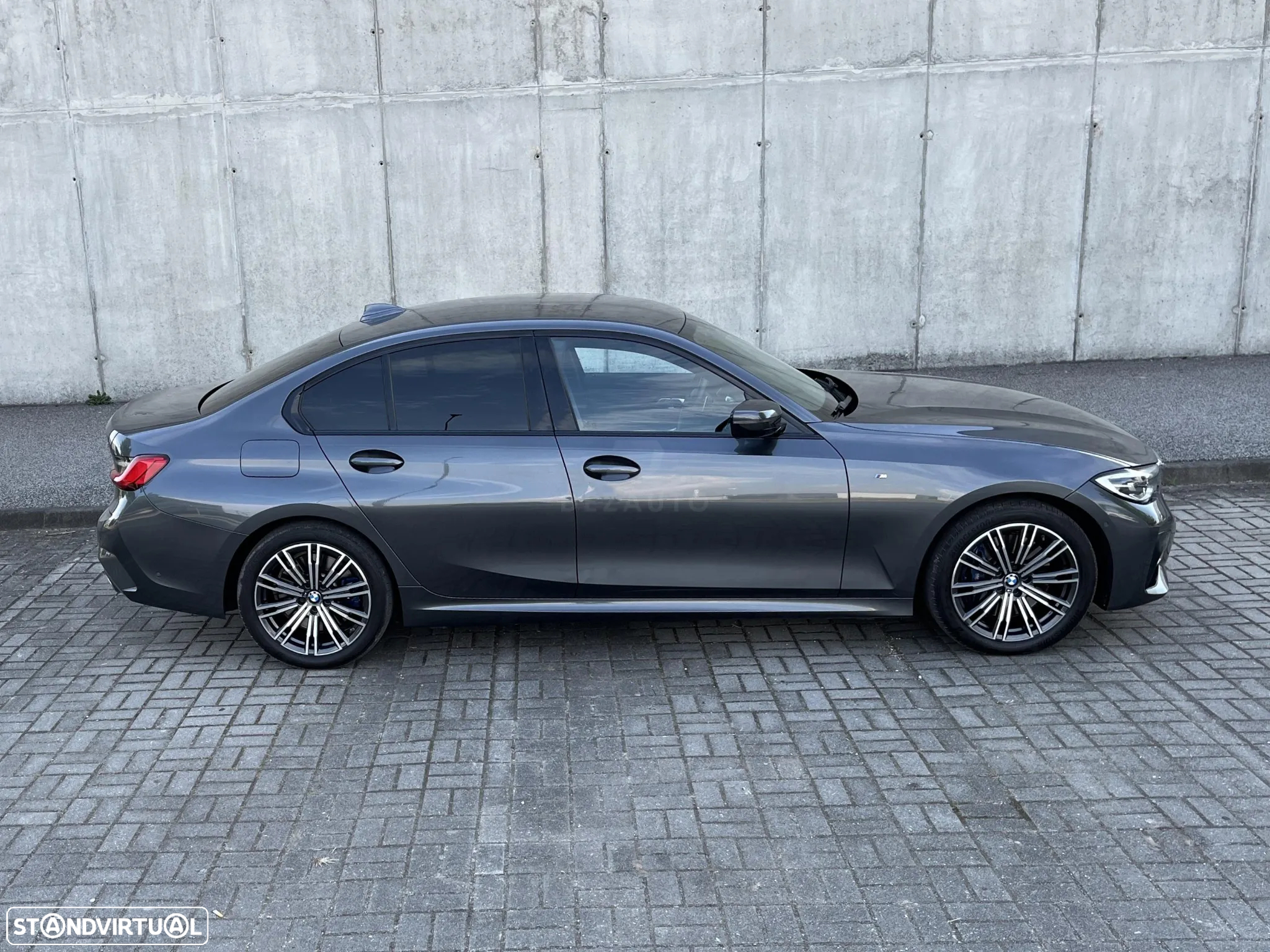 BMW 330 - 11