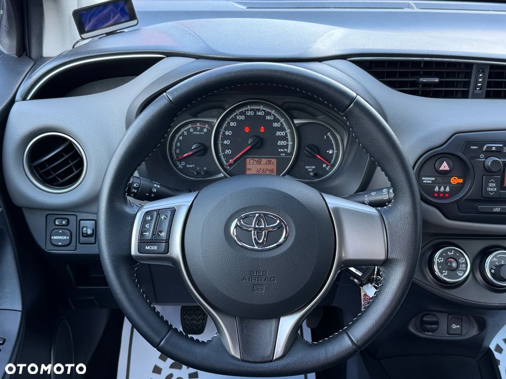 Toyota Yaris 1.0 Active EU6 - 6