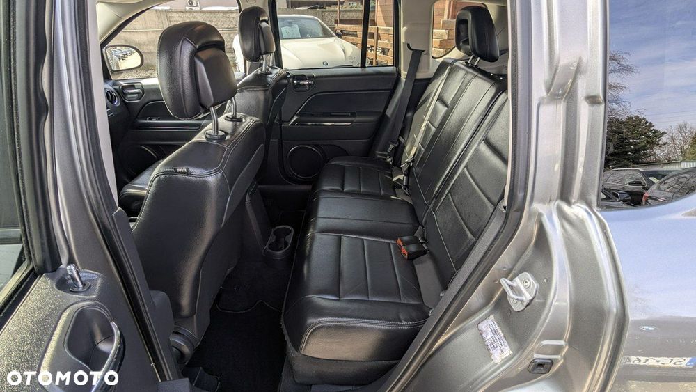 Jeep Compass - 16