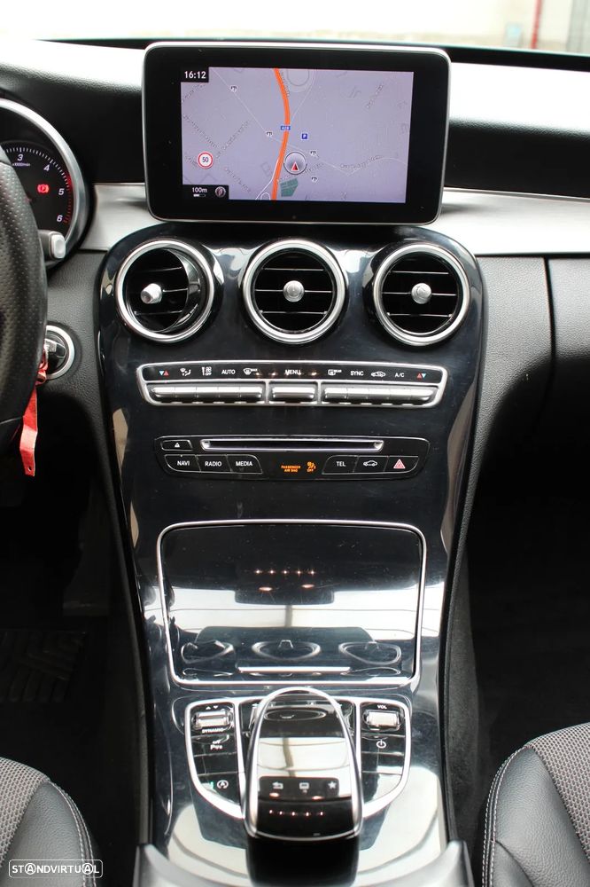 Mercedes-Benz C 180 (BlueTEC) d Station 7G-TRONIC AMG Line - 32