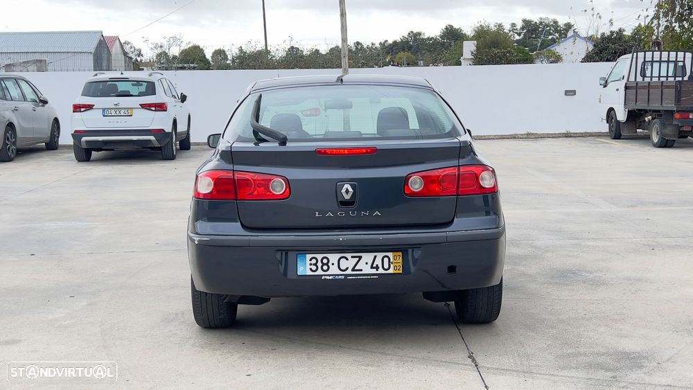 Renault Laguna 1.9 dCi Privilège - 6