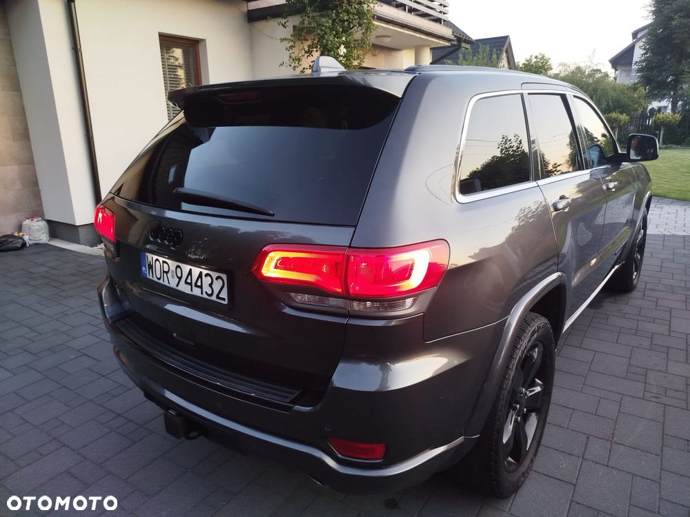 Jeep Grand Cherokee - 9