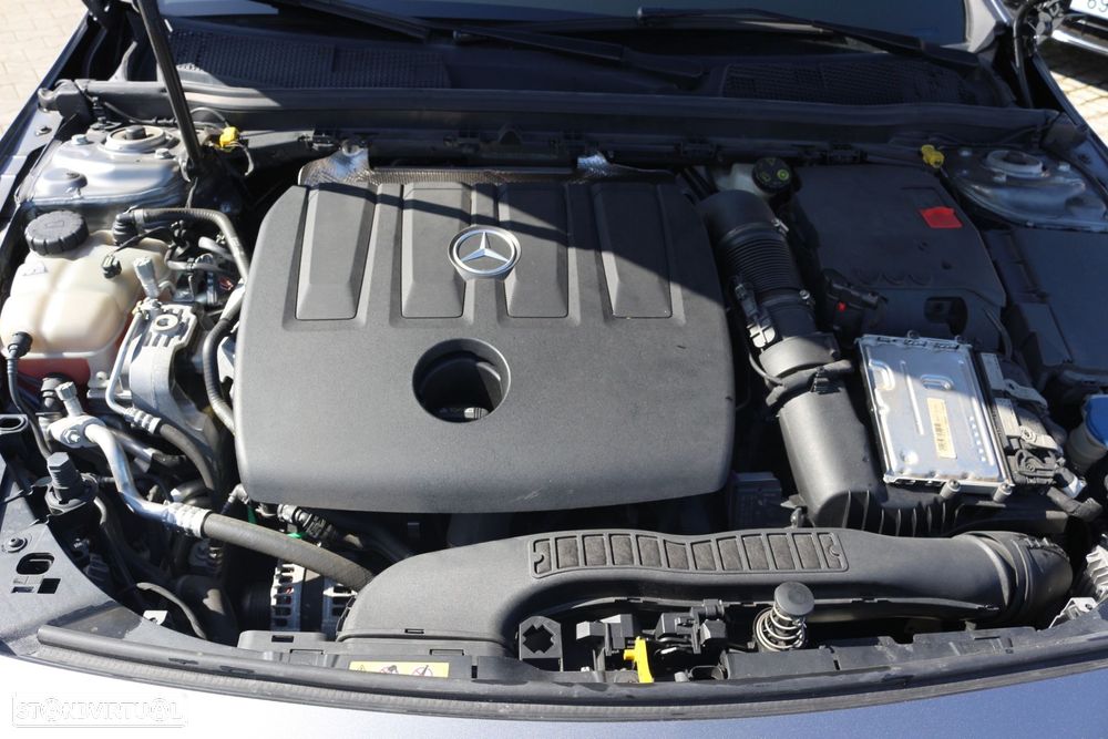 Mercedes-Benz CLA 180 d Shooting Brake Progressive Aut. - 37