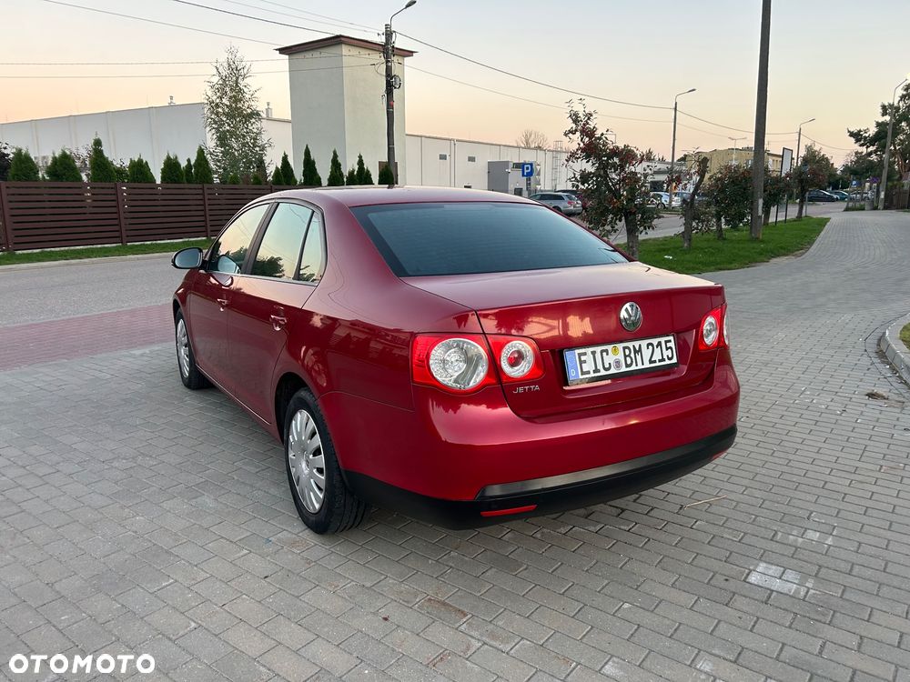 Volkswagen Jetta - 15