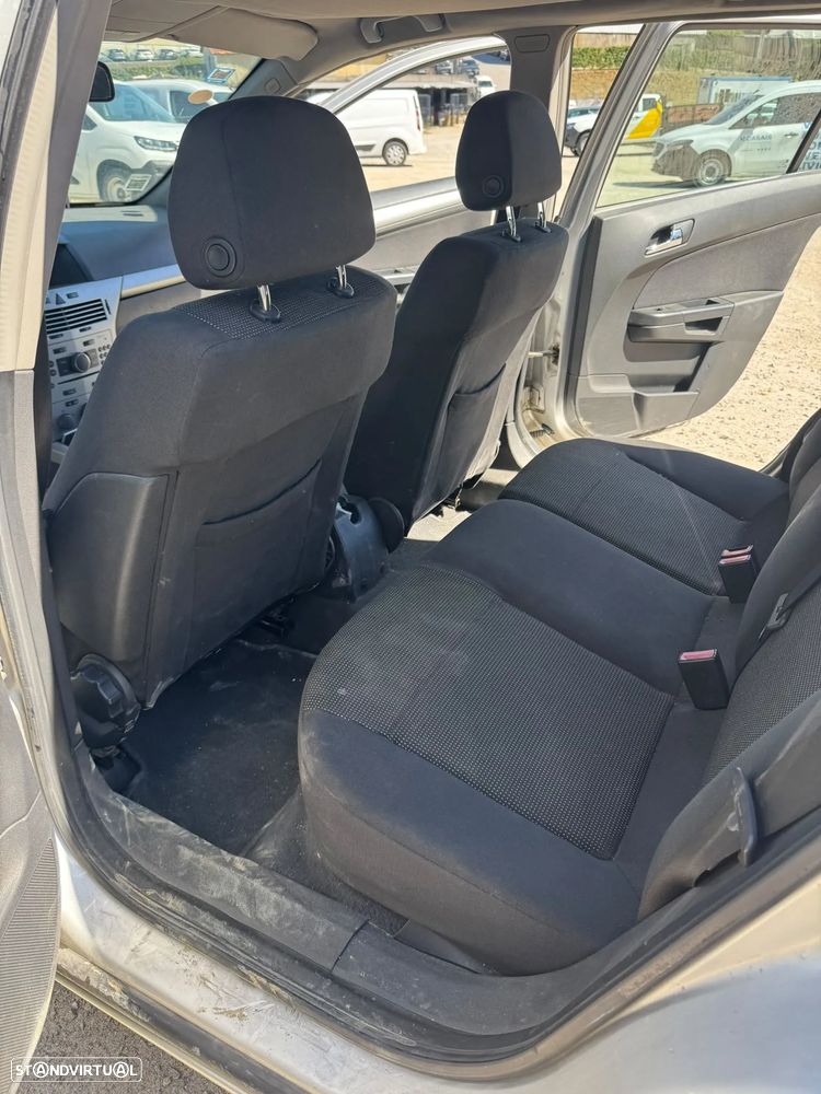 Opel Astra 1.7 CDTi Cosmo - 11