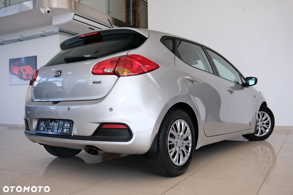 Kia Ceed - 22