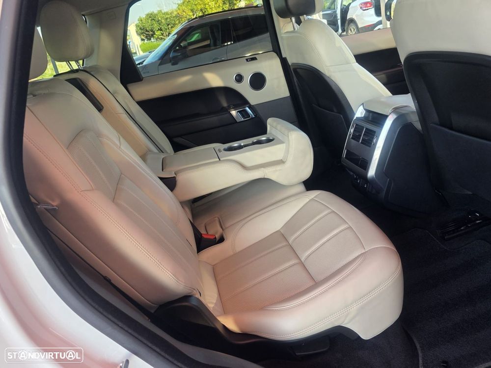 Land Rover Range Rover Sport 3.0 TDV6 HSE Dynamic - 17