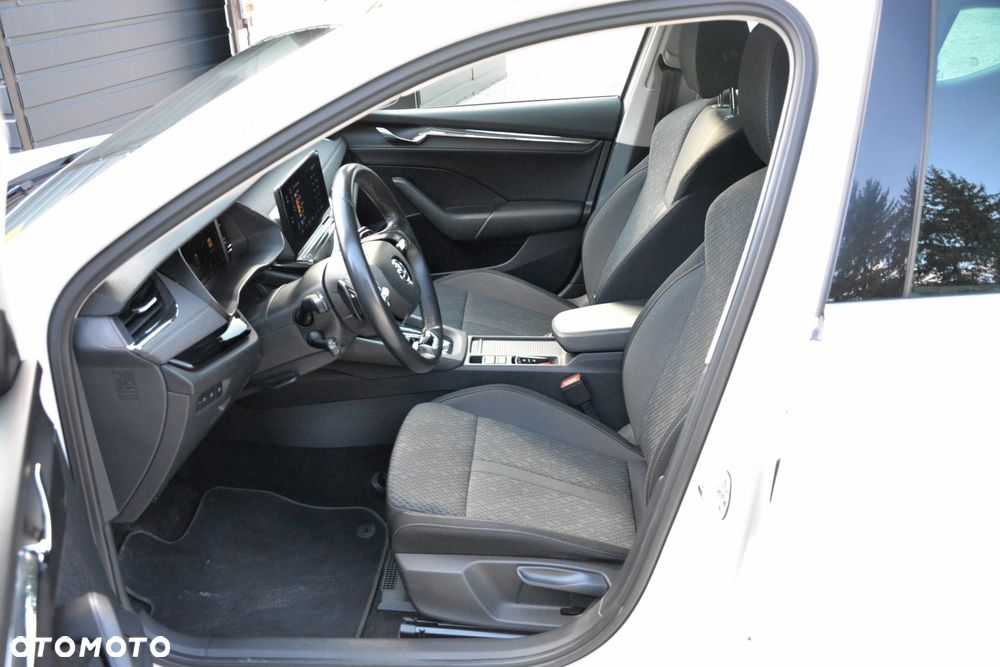 Skoda Octavia 1.5 TSI e-Tec Style DSG - 9