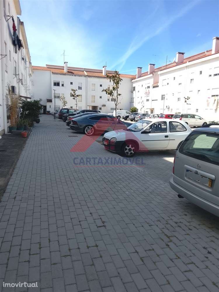 Apartamento T2 Venda em Almeirim,Almeirim - Grande imagem: 3/17