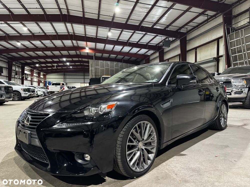 Lexus IS 200t Prestige - 6
