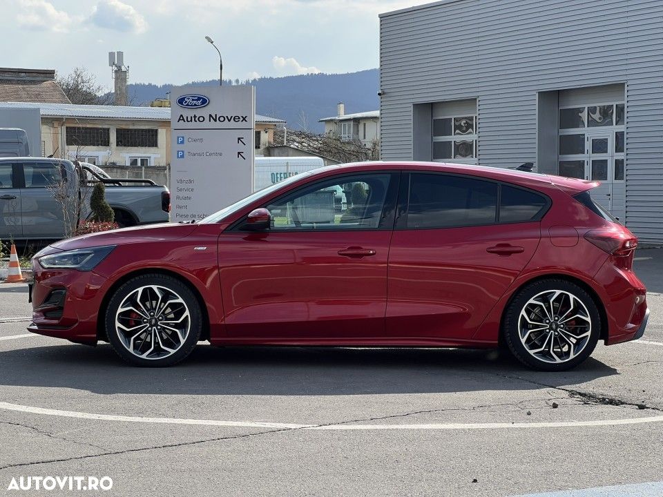 Ford Focus - 9