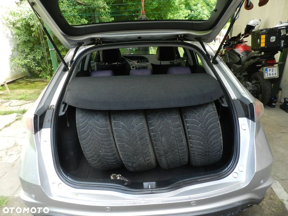 Honda Civic 1.8i-VTEC Executive - 23