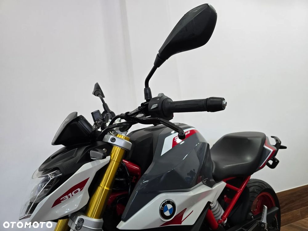BMW G - 22