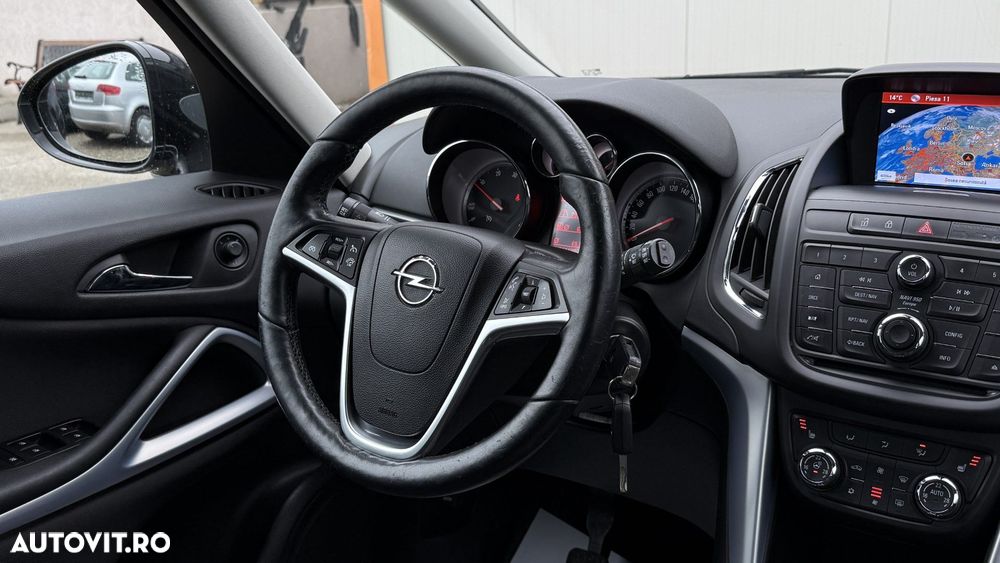 Opel Zafira - 16
